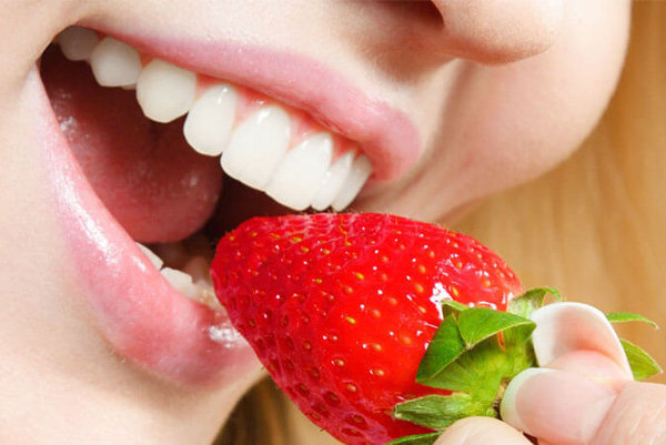 Bọc răng sứ thẩm mỹ đảm bảo chức năng ăn nhai