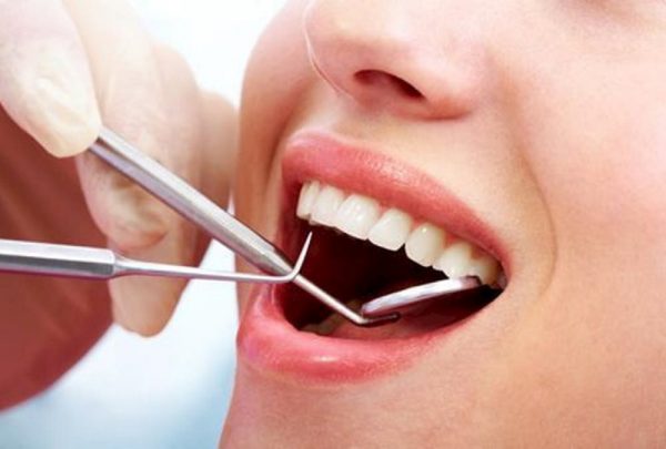 Bệnh áp xe răng số 6, 7 quá nặng khiến các bác sĩ buộc phải nhổ bỏ