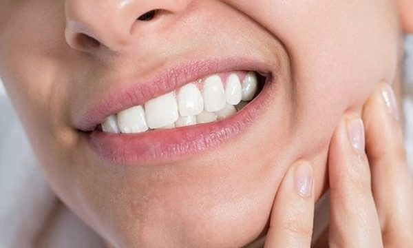 Mọc răng khôn số 38, 48 có thể gây vô số phiền toái cho người bệnh
