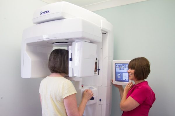 Chụp CT có thể gây nguy cơ đột biến gen đối với phụ nữ đang mang thai