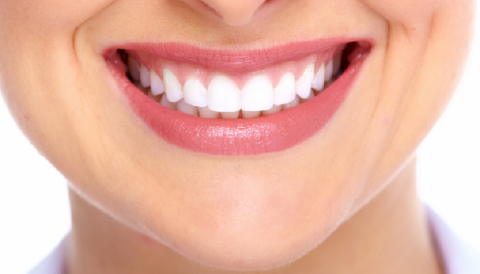 Một hàm răng đều, trắng, khỏe là hàm răng đẹp